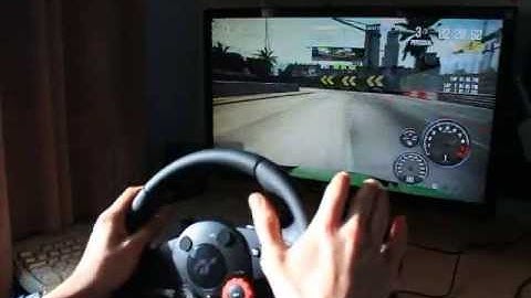 LOGITECH DRIVING FORCE GT - SHIFT 2 UNLEASHED