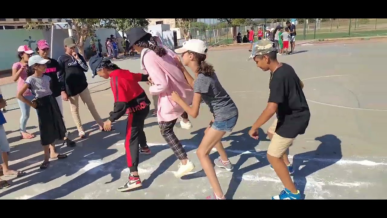 ألعاب الهواء الطلق ألعاب المخيمات | أناشيد المخيم