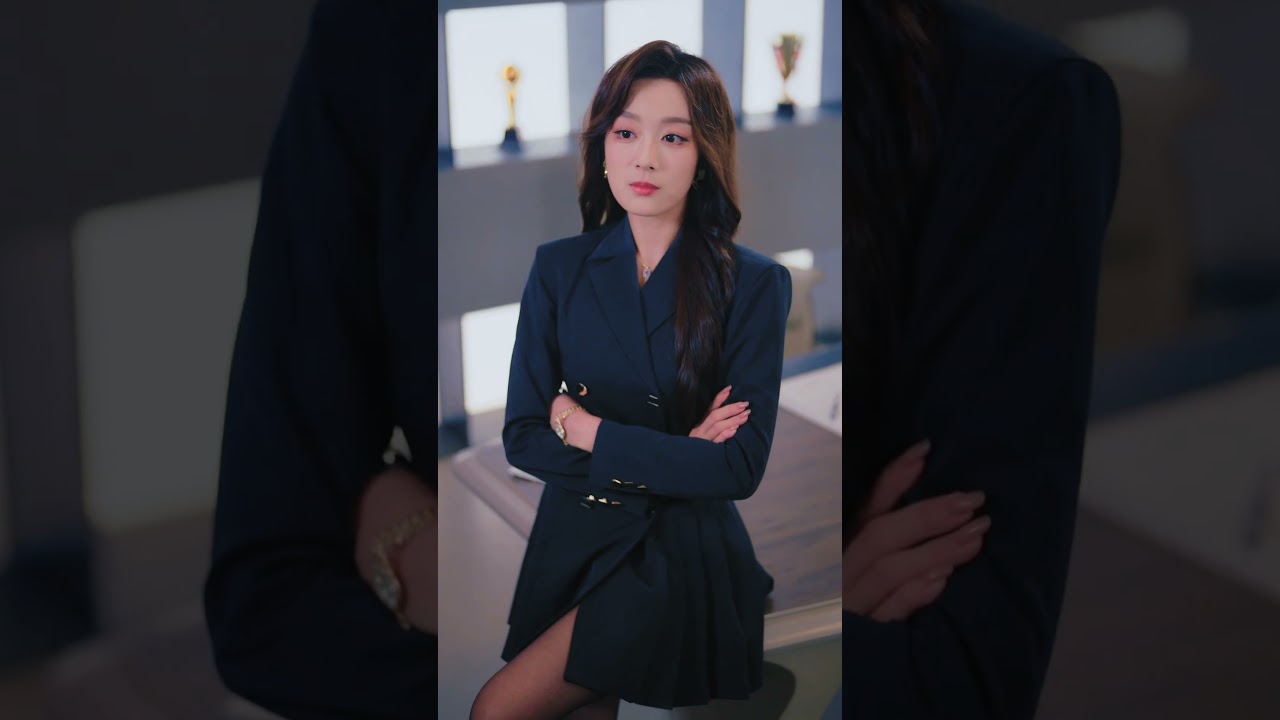 美女老板黑丝诱惑，看草根如何逆袭