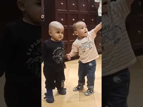 Gangnam style cute babies 🧸🤹