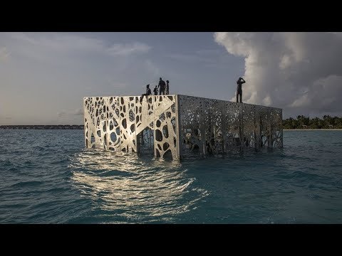 Video: Maldivu Zemūdens Muzejs Sculpture Coralarium Ir Atvērts Sabiedrībai