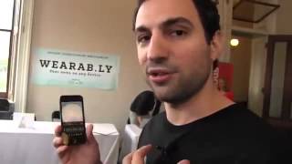 Fleksy Mobile Keyboard Lets You Type without Looking356