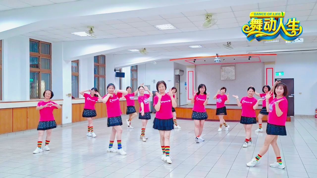 走過咖啡屋 By Wendy Lin(TW) ~永春隊 排舞 廣場舞 運動舞