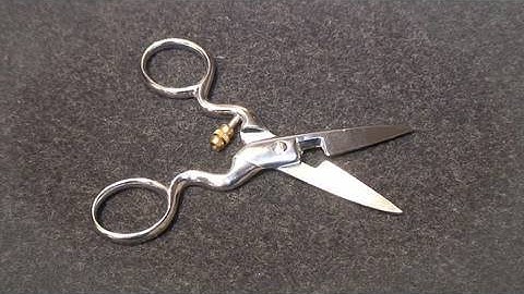 Quickies: Buttonhole Scissors, Cutting Tools 101