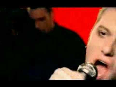 Chumbawamba- Tubthumping