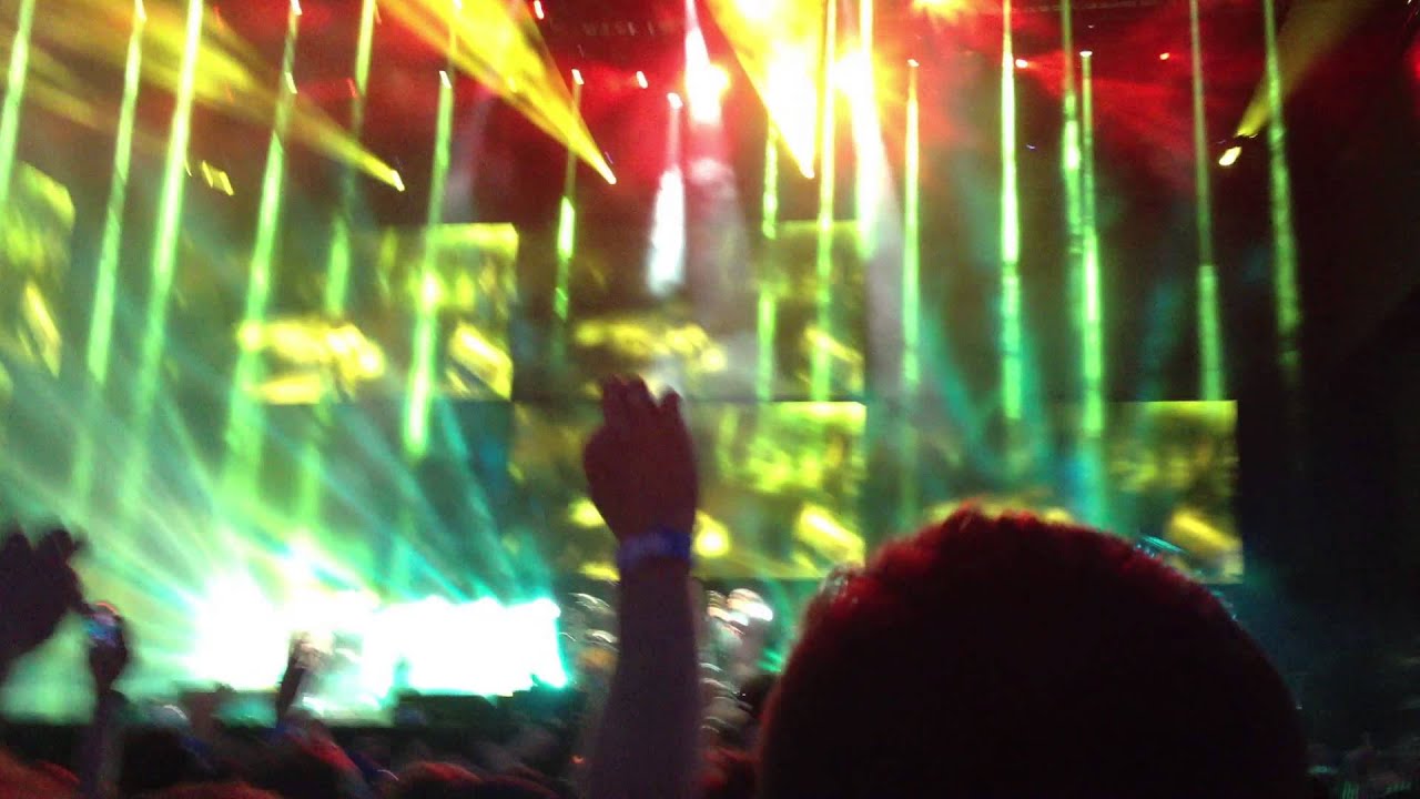 Stone roses. Waterfall. heaton park 1st july 2012