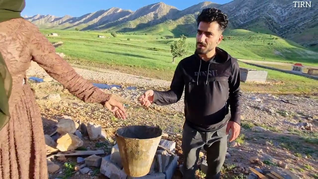 Khosrow's Roof Insulation: A Beautiful Documentary of the Hardworking Nomadic Family's Lifestyle