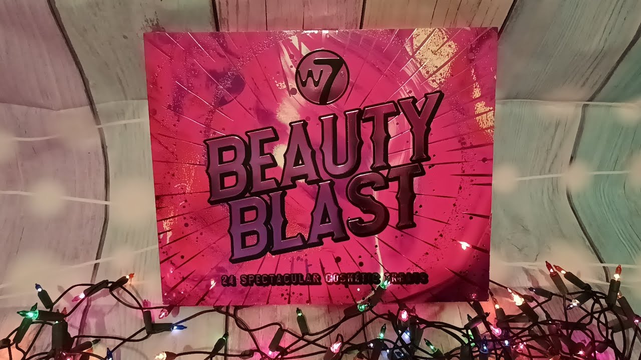 W7 Advent Calendar 2025 - Unboxing 