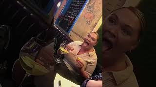 Tried to show my food… instant fail 😂#foodfail #funnyvideo #fail #lol#foodlover