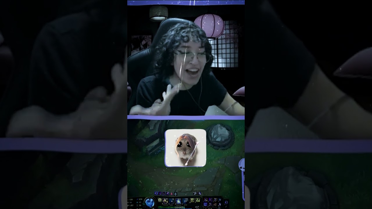 #twitch #lol #leagueoflegends #games #lux #seraphine #shorts #girl #gameplay #humor #clips