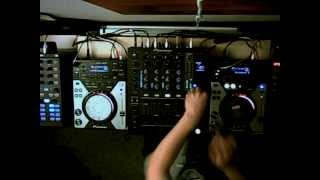 Get funky with house music - favorite tunes mixed by gvx