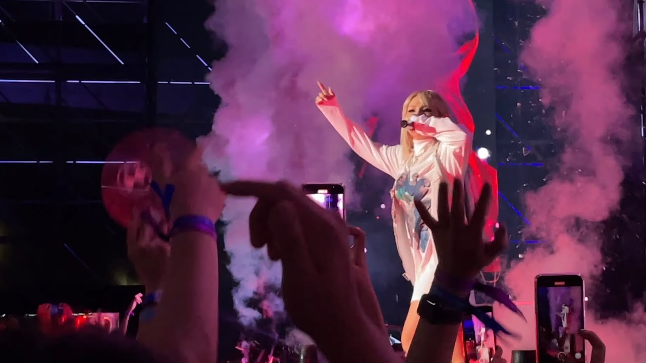 220722 CL - Tie a Cherry @부산 BMW music festival