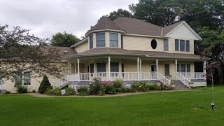 9825 166th Court SE, Becker, MN Presented by Laura Smude.