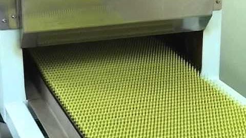 DISPOSABLE NEEDLE ASSEMBLY MACHINE posted by JEONG WON MEDICS (S. KOREA). http://www.jwmedics.co.kr