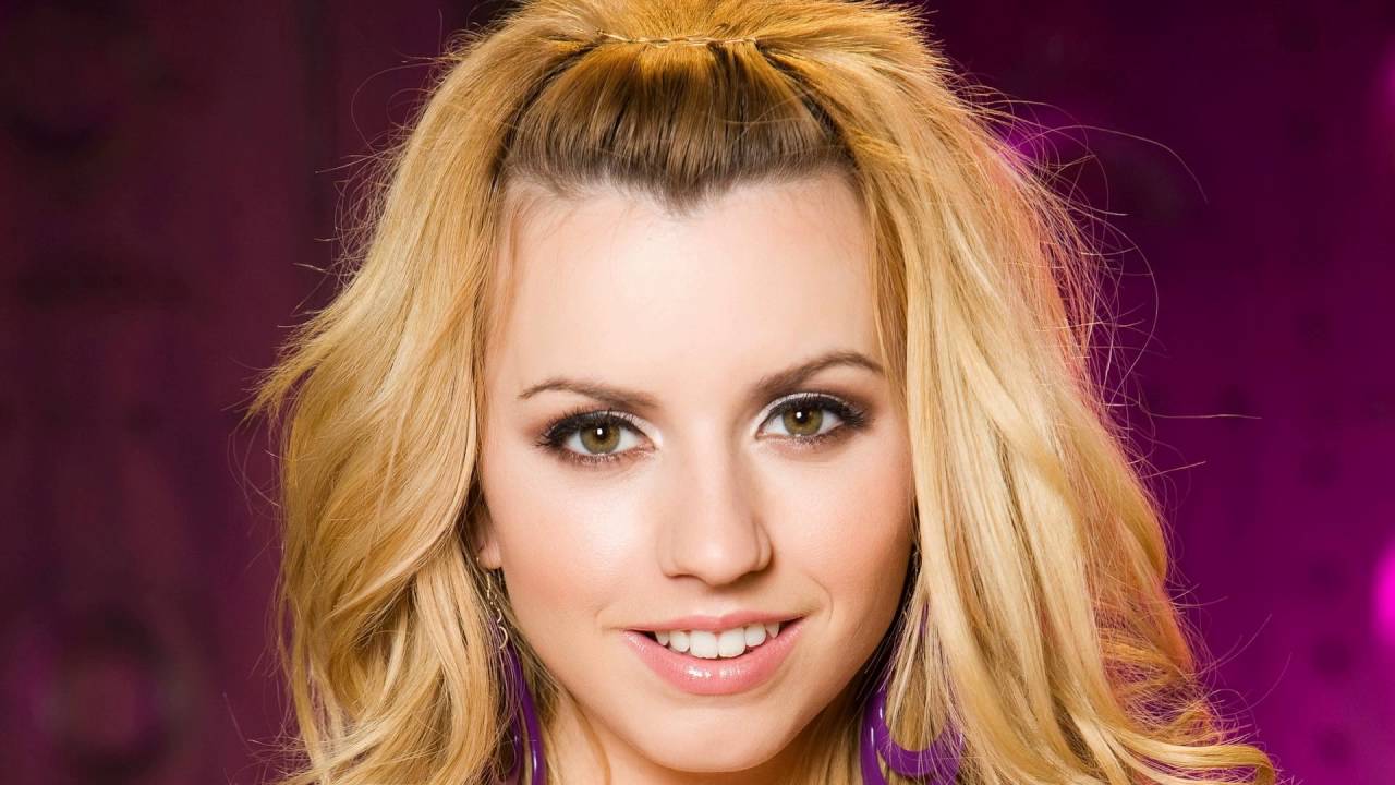 Lexi Belle Youtube