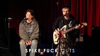 Spike Fuck - 'Guts' (Live at 3RRR) chords