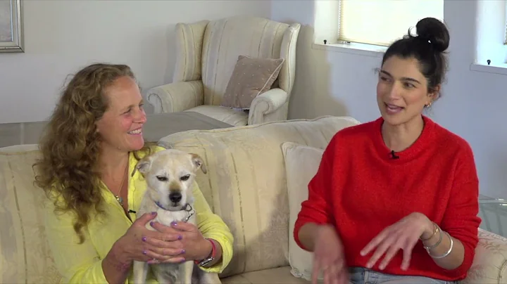 Laura Stinchfield The Pet Psychic  Talks with Tiff...