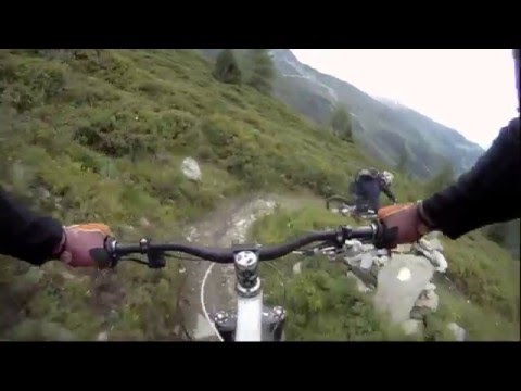 Les Arcs Mountain Biking with Richard Vine and trailAddiction.....