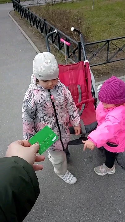 💳ЧТО РЕБЁНОК КУПИТ?💳 #дети #сестры #дочка #девочка #обзорпокупок # ...