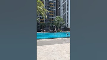 Hồ bơi cuối tuần, nắng ấm Q7 Sài Gòn Riverside