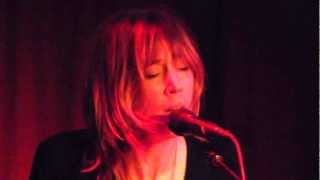 Beth Orton &#39;Last Leaves of Autumn&#39; [HD] solo live 2012 Cologne