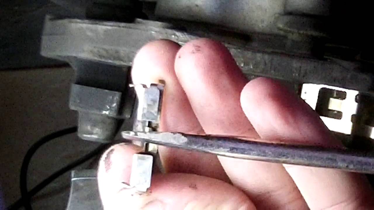 Troca pastilhas de freio Honda Shadow 600 (2/2)