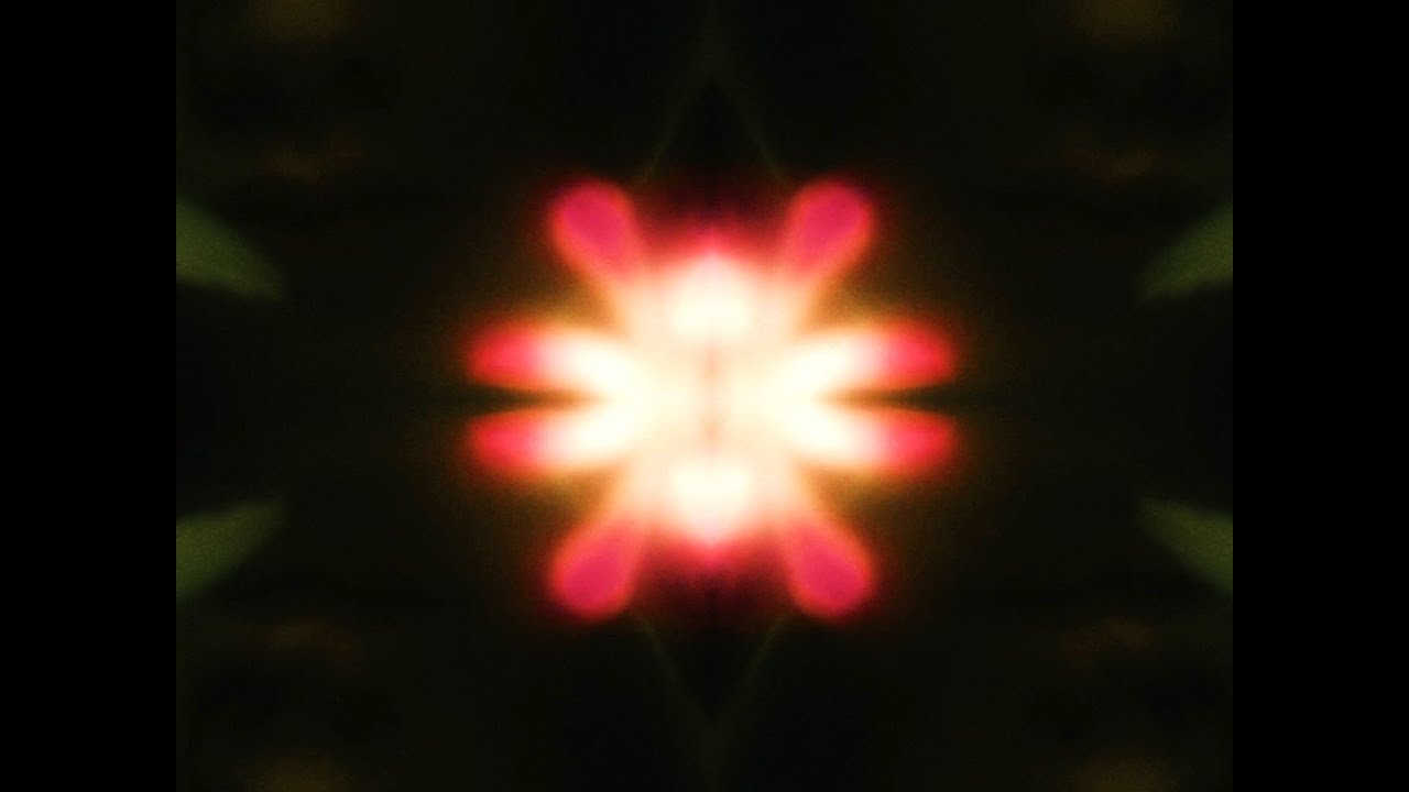 在 YouTube 上观看 Loota, Brodinski & Modulaw - The Light feat. Gliiico 在 YouTube 上观看 Loota, Brodinski & Modulaw - The Light feat. Gliiico