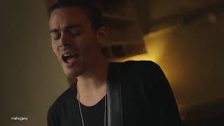 Alex Vargas - Solid Ground | Mahogany Session