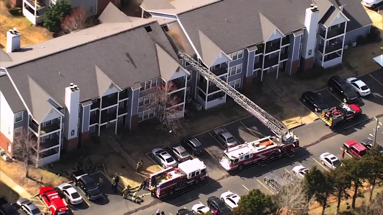 Natural Elements - EP（Cook It Back）koco Fire sparks at southeast Oklahoma City apartment complex near I-35
