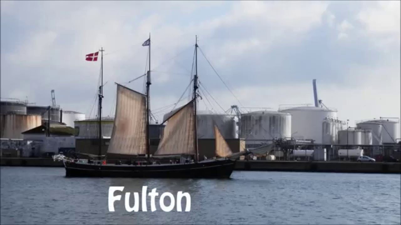 The three-masted schooner Fulton sailing away