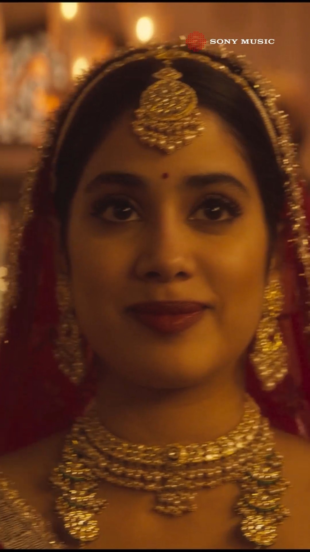 Dil jaaniye, main tera hi ho gaya ? #dekhhatenu #janhvikapoor #rajkummarrao