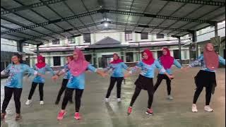 ANGING MAMMIRI | SENAM KREASI | PEMANASAN | PERSIT YONIF 432 KOSTRAD KARIANGO