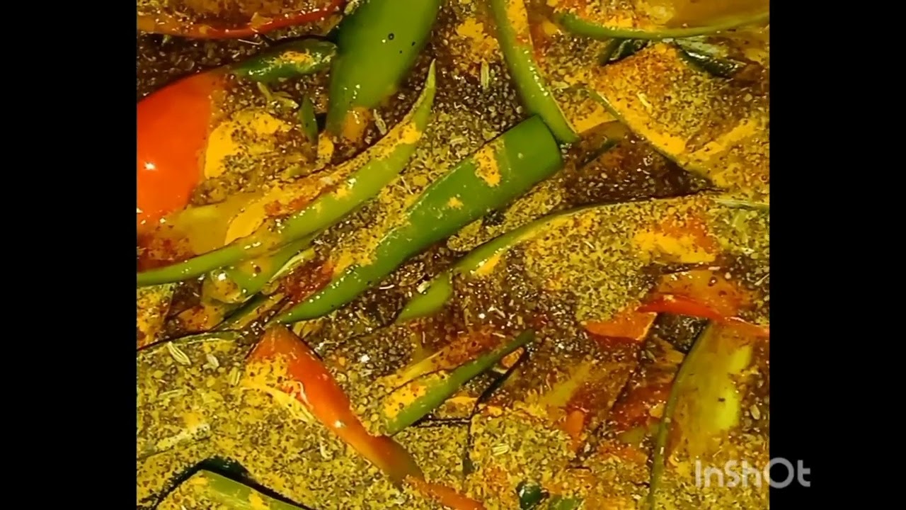 Hari mirch ka chatpata swadisht Achar