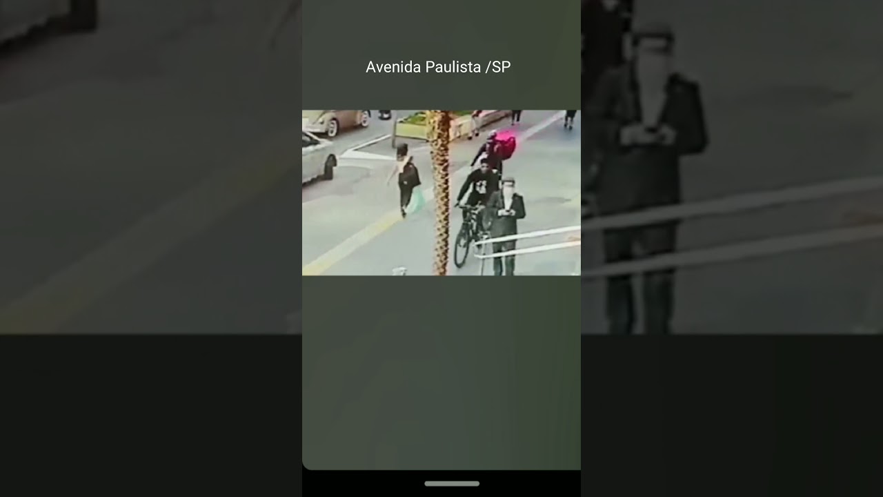 🙄Distraído na Avenida Paulista em SP...⚡⚡ 