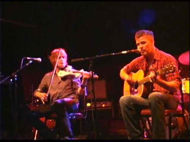 Dick Prall, "Saline" Live at Schuba's (Acoustic) auf YouTube ansehen Dick Prall, "Saline" Live at Schuba's (Acoustic) auf YouTube ansehen