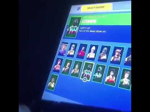 حساب فورت نايت للبيع فيه بنت الطيار 80 دولار سعودي