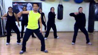 Video thumbnail of "Zumba - Magalenha & Follow the Leader"