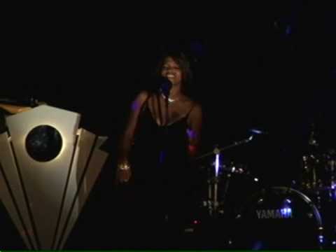 Valerie Pierce performing Alicia Key's Without you...