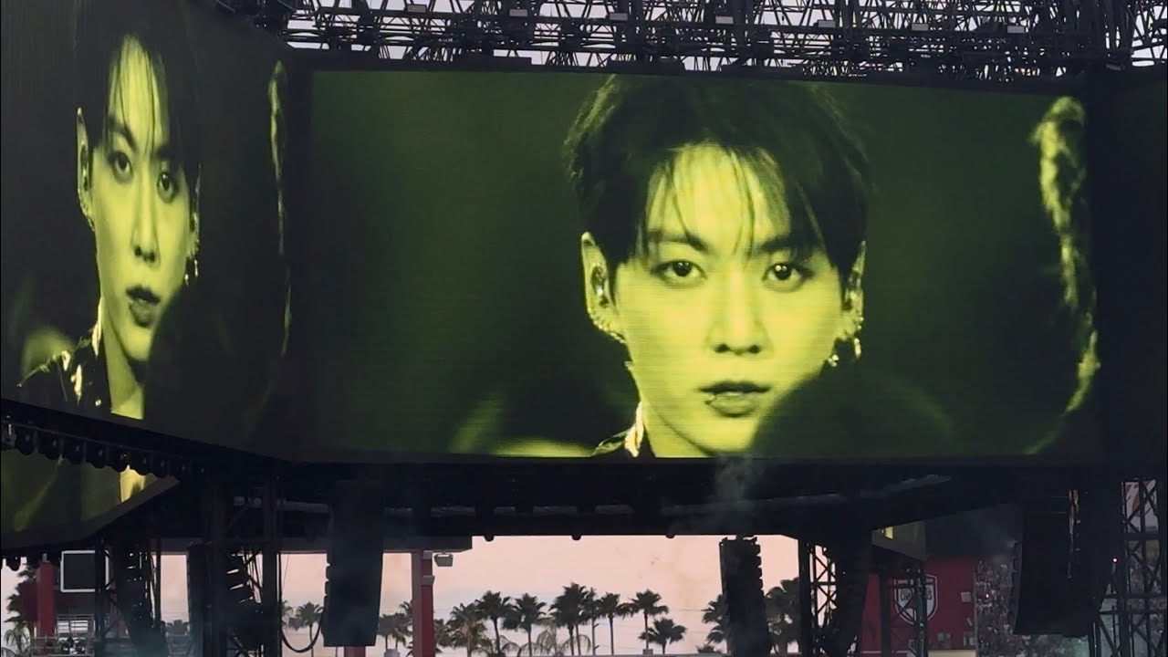 BTS ALIENS 🔴 ARIRANG WORLD TOUR DAY 3 - TAMPA, FL #bts #arirang # ...