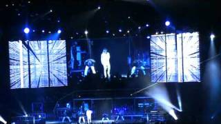 1. Justin Bieber - Countdown & Love Me - Sydney Thursday 28 April 2011