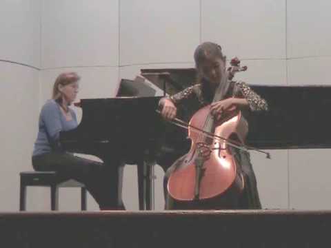 Hazel Thais Rivera plays Haydn in C Major - 1st Mo...