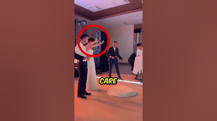 This waiter dropped their $1000 cake!🎂 #shorts