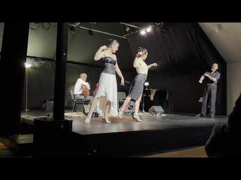 Rondando tu esquina - Limón García, Moscato Luna, Soledad Fernández, Sebastian Ovejero, Marie Quilly