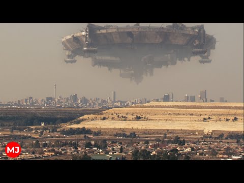 District 9 opening scene - District 9 in 1080p