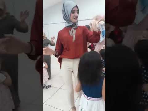 Turbanli Fena Oynuyor İzleyin