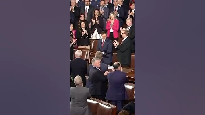 Mike Johnson Elected House Speaker, Shifting GOP Further Right