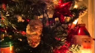 Kerst bij mij thuis met op de achtergrond Stille nacht  met B.Z.N. 25 dec 2013
