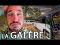 Grosse galre sur une route de montagne  bus amnag famille nomade