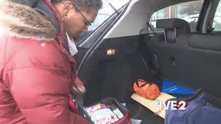 AAA urges drivers to prepare emergency roadside kit