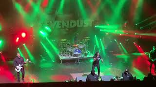 SeVeNDuSt- “Xmas Day” Live @ The Fillmore, Detroit 4/30/2022